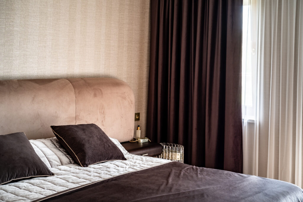 Ardeko dekoracje wnętrz. Realizacja w podwarszawskiej rezydencji.